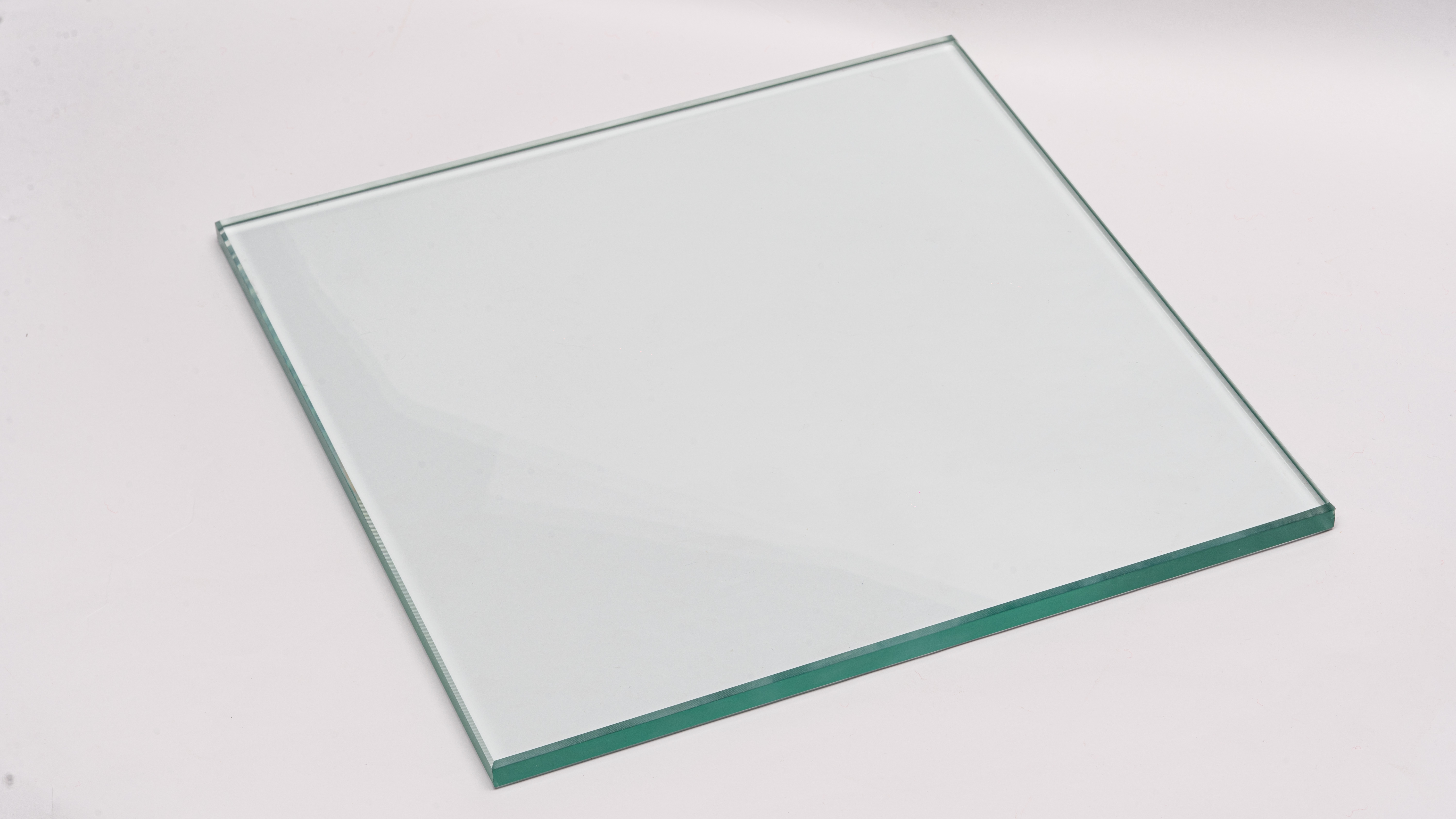 ARALUX® Clear Float Glass