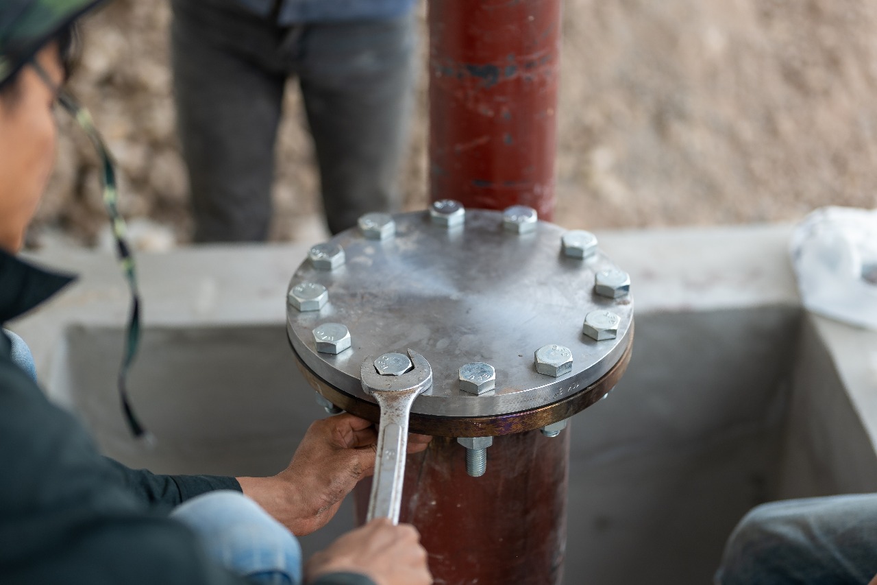 Professional Flange Installation and Management